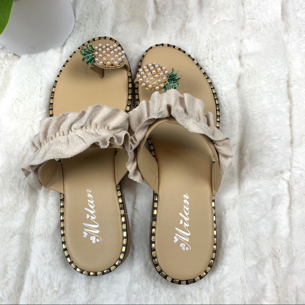Cream pineapple toe ring sandals - Picture 4 of 6